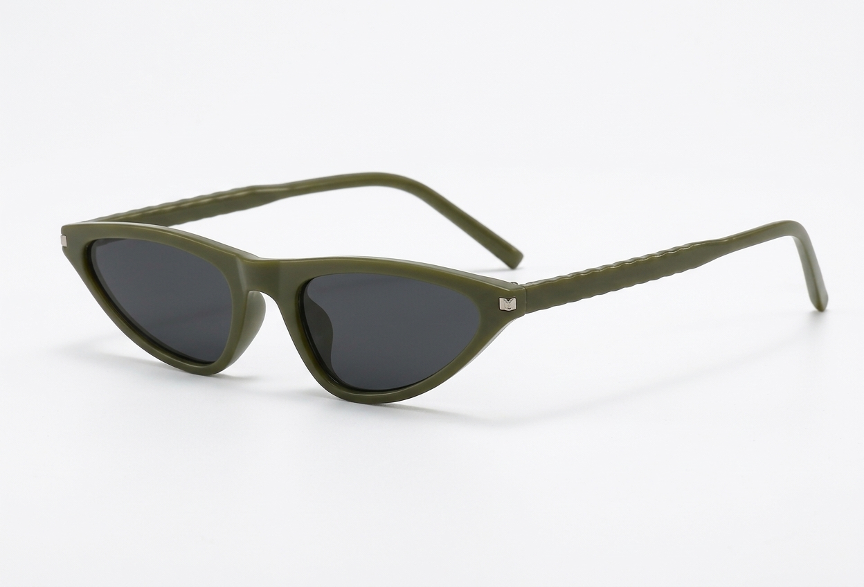 Vogue Micro Slate Triangle cat eye Unisex Sunglasses - Image 5