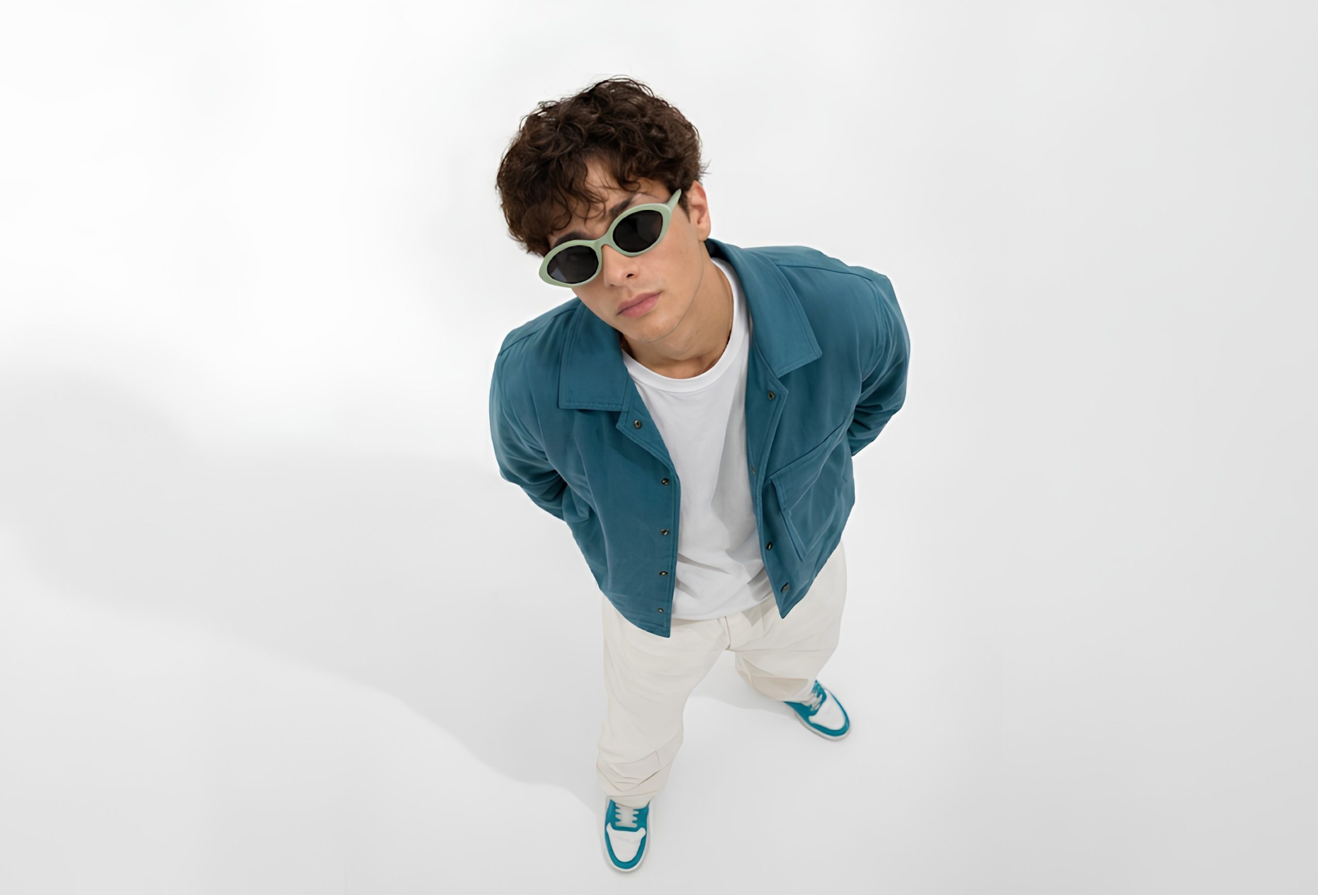 Velox Cat-Eye Oval Sunglass Unisex - Image 2